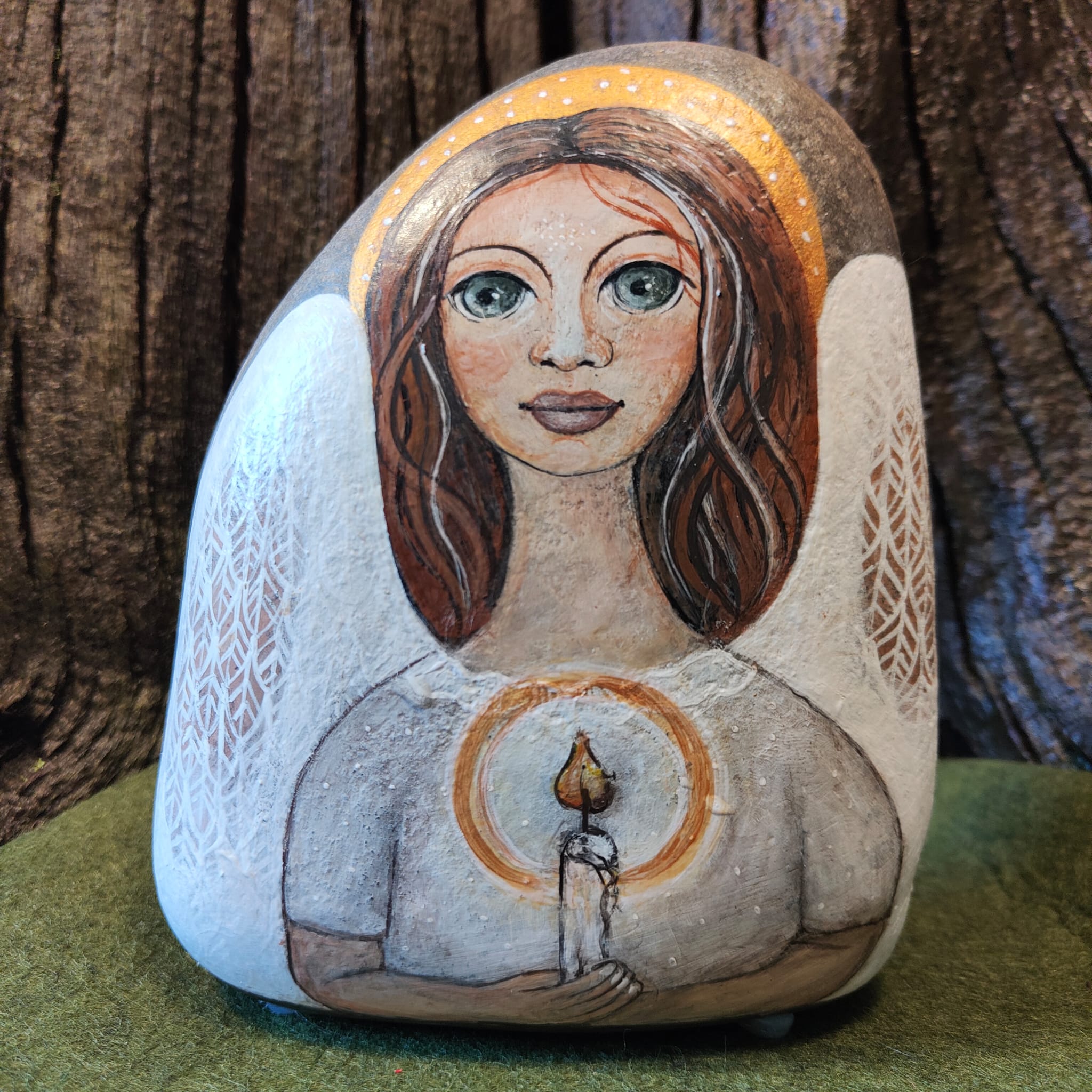 ENGEL MIT KERZE - Acryl, lackiert auf Stein, Fr. 180